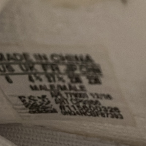Authentic Yeezys - Picture 2 of 4